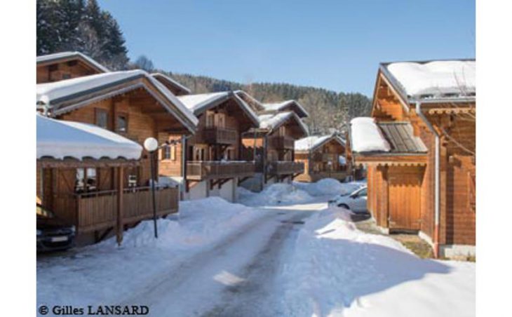 Les Chalets du Bois de Champelle, Morillon, External